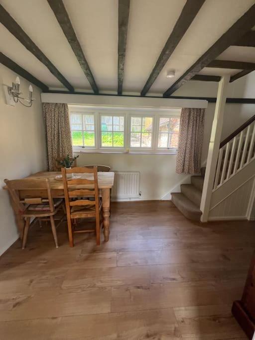 Wish End Cottage Ratton Екстер'єр фото