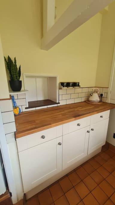 Wish End Cottage Ratton Екстер'єр фото