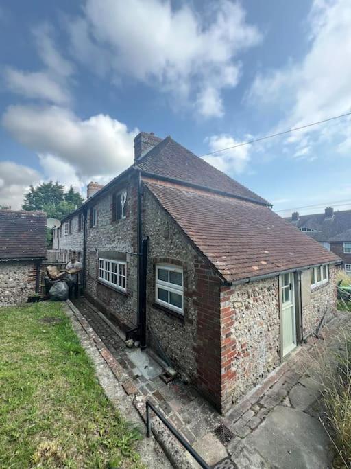 Wish End Cottage Ratton Екстер'єр фото