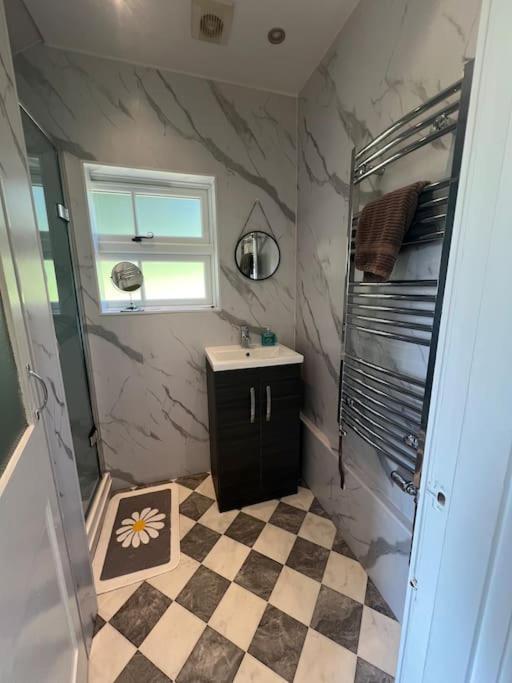 Wish End Cottage Ratton Екстер'єр фото