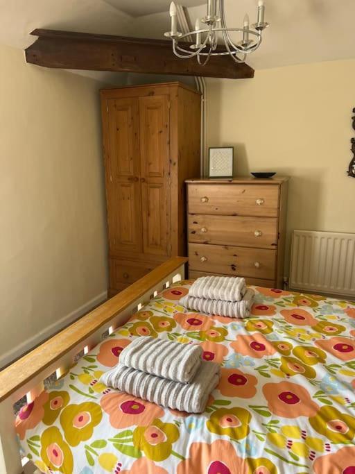 Wish End Cottage Ratton Екстер'єр фото