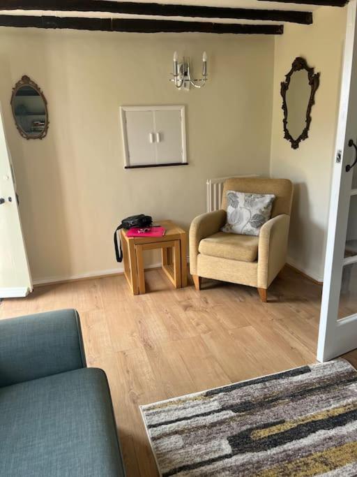 Wish End Cottage Ratton Екстер'єр фото
