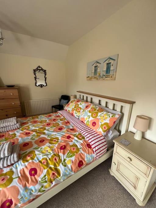 Wish End Cottage Ratton Екстер'єр фото